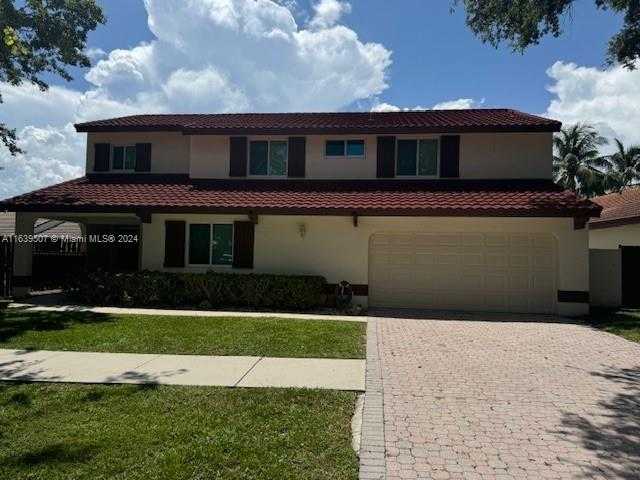 photo 1: 2690 S Bridge Rd, Cooper City FL 33026