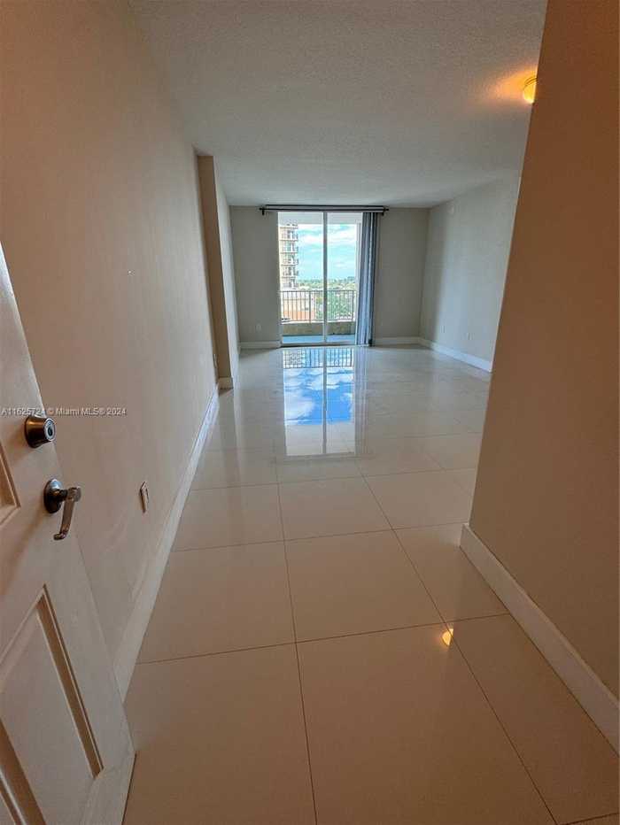 photo 2: 117 NW 42nd Ave Unit 908, Miami FL 33126