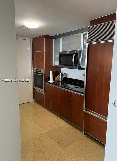 photo 3: 17201 Collins Ave Unit 1405, Sunny Isles Beach FL 33160