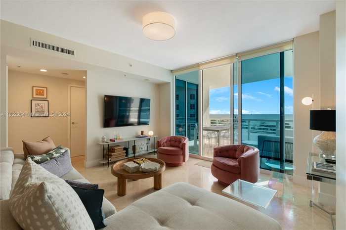 photo 2: 3801 Collins Ave Unit 503, Miami Beach FL 33140