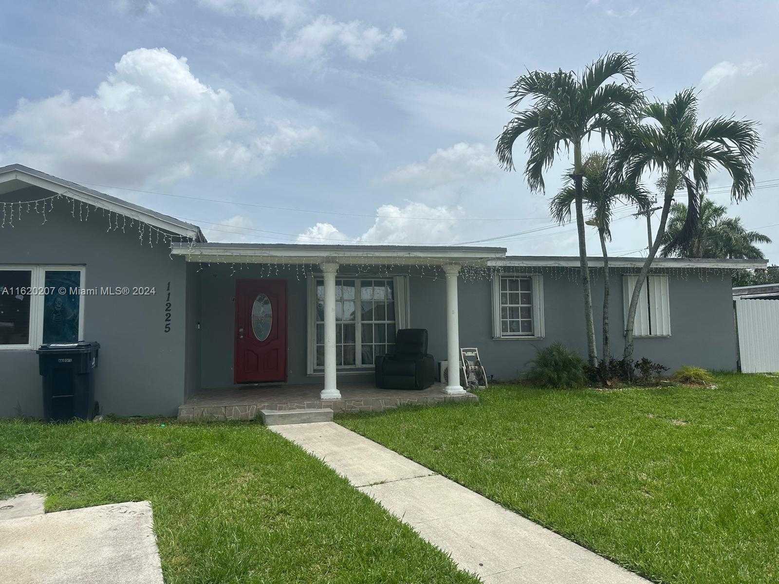 photo 1: 11225 SW 47th Ter, Miami FL 33165