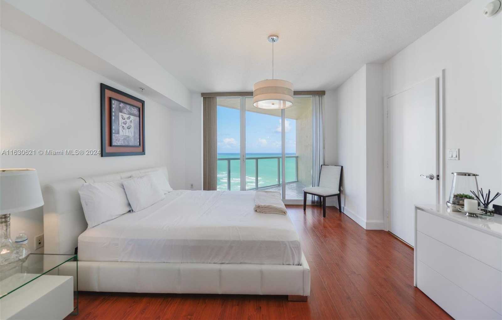 photo 2: Unit 1804, Sunny Isles Beach FL 33160