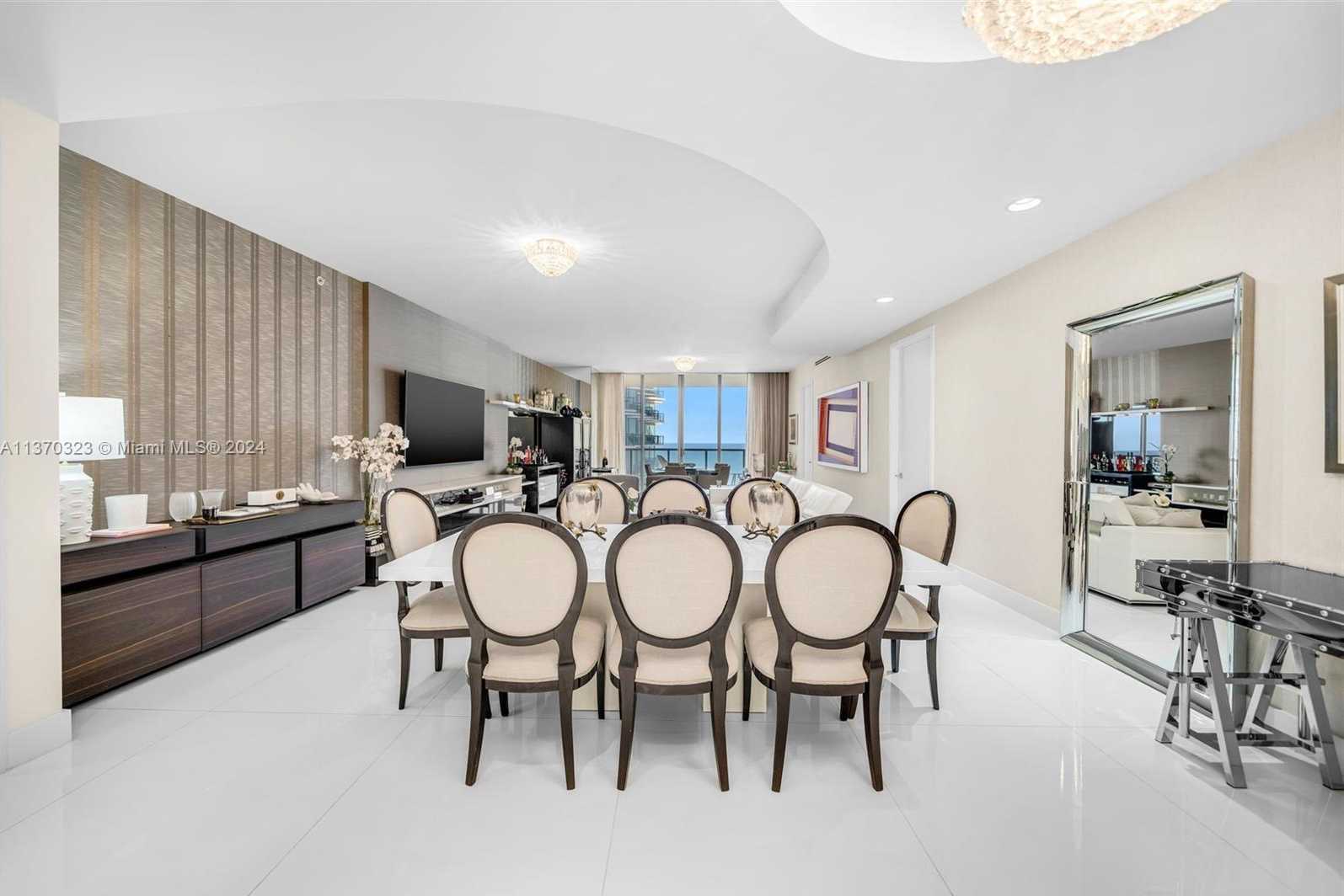 photo 3: 9701 Collins Ave Unit 1504S, Bal Harbour FL 33154