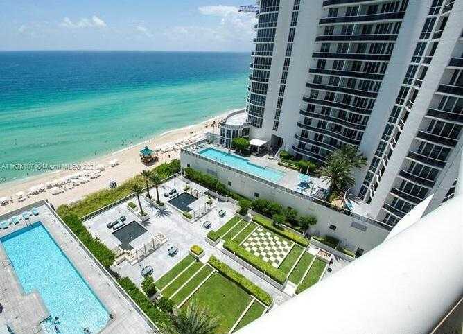 photo 3: 15901 Collins Ave Unit 2407, Sunny Isles Beach FL 33160