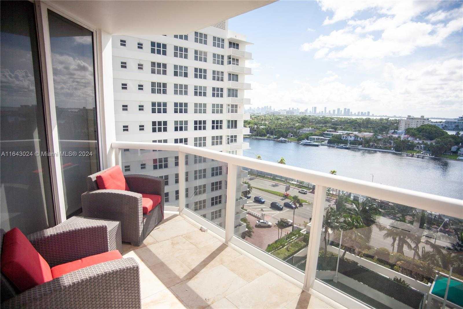 photo 1: 4775 Collins Ave Unit 1106, Miami Beach FL 33140