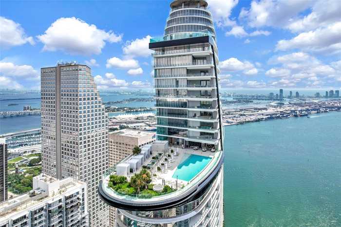 photo 1: 300 Biscayne Blvd Way Unit 506, Miami FL 33131