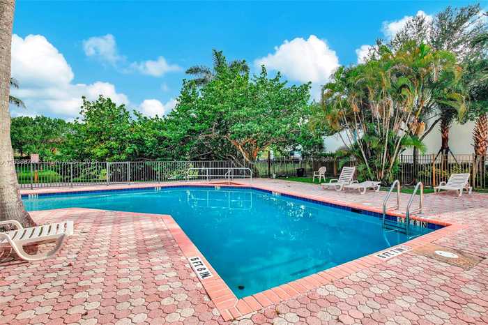 photo 36: 4730 SW 62nd Way Unit 101, Davie FL 33314