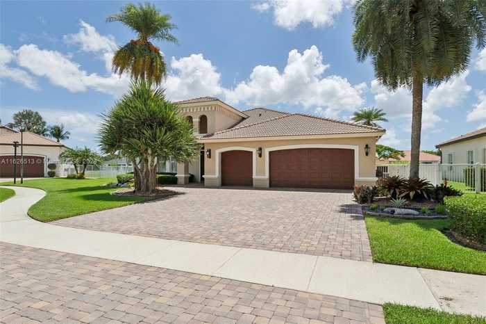 photo 1: 4782 Sunkist Way, Cooper City FL 33330