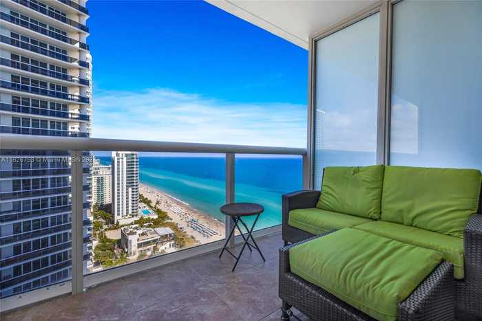 photo 1: 1830 S Ocean Dr Unit 2609, Hallandale Beach FL 33009