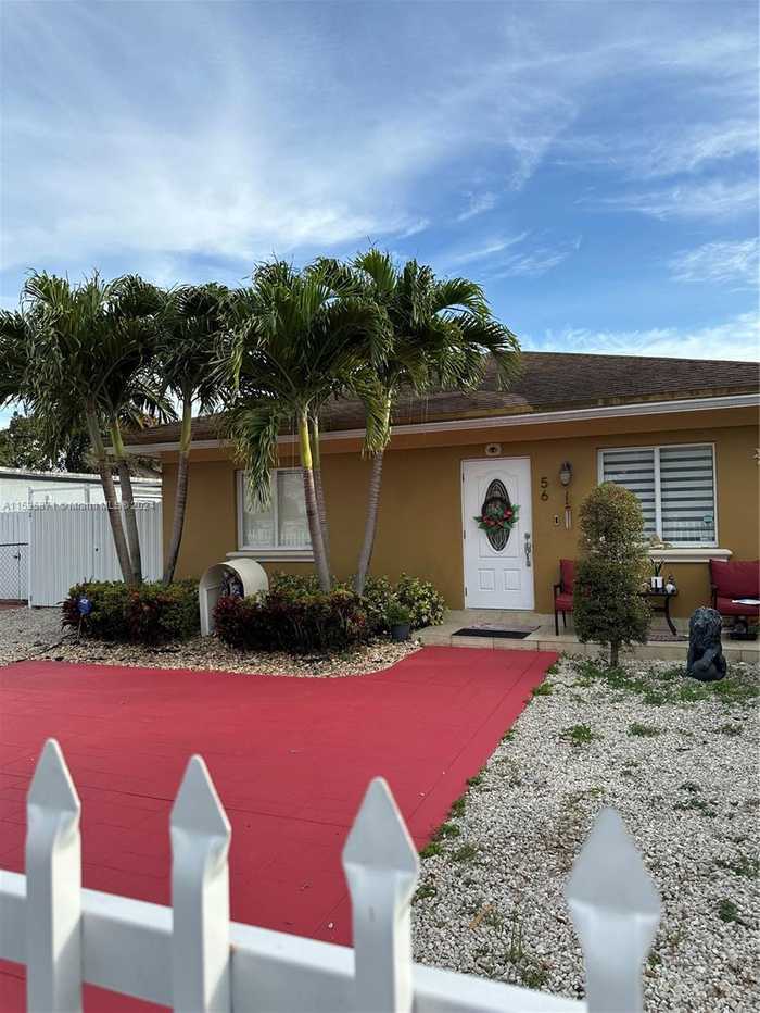 photo 2: 56 E 48th St, Hialeah FL 33013