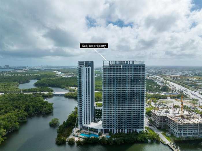 photo 2: 16385 Biscayne Blvd Unit PH4, North Miami Beach FL 33160