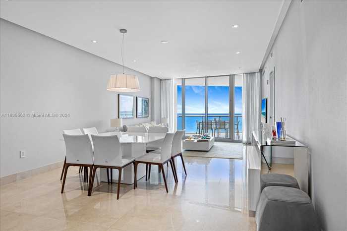 photo 2: 17121 Collins Ave Unit 1404, Sunny Isles Beach FL 33160