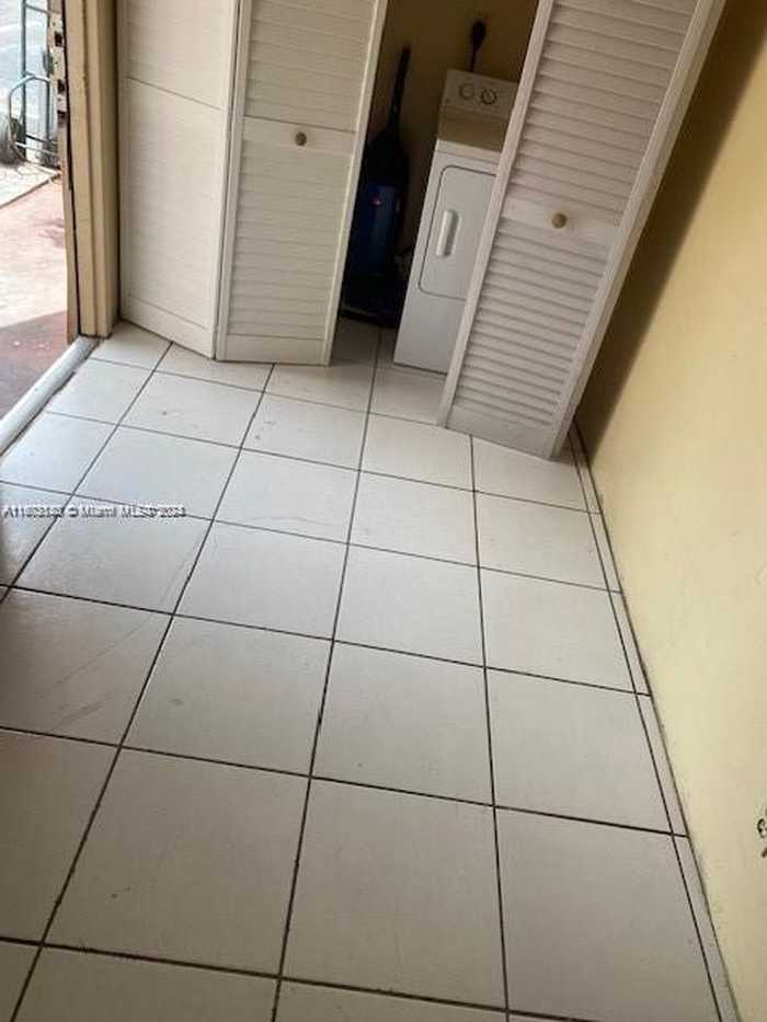 photo 12: 2430 NW 55th Ter, Lauderhill FL 33313