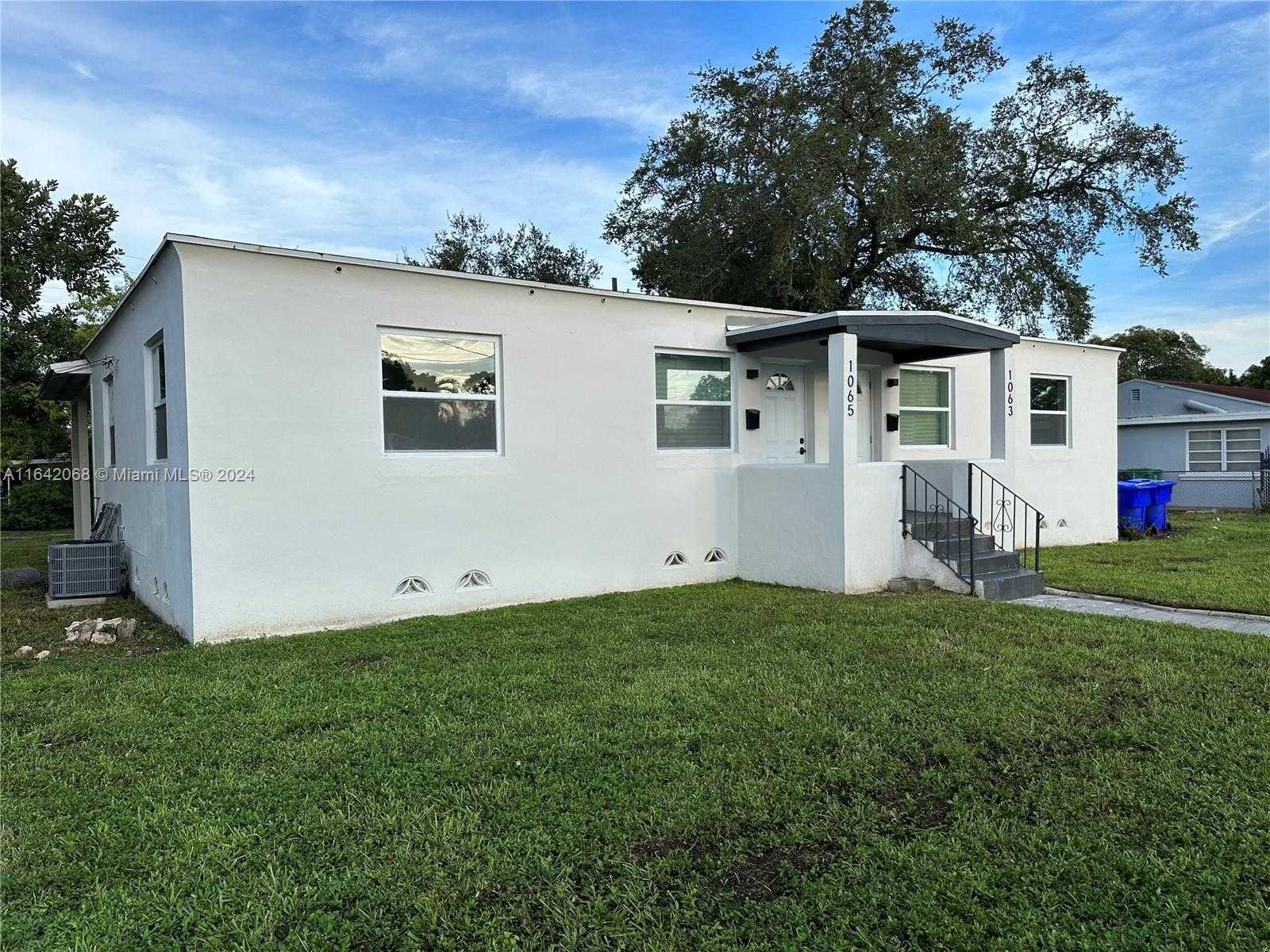 photo 1: 1065 NW 31st Ave, Miami FL 33125