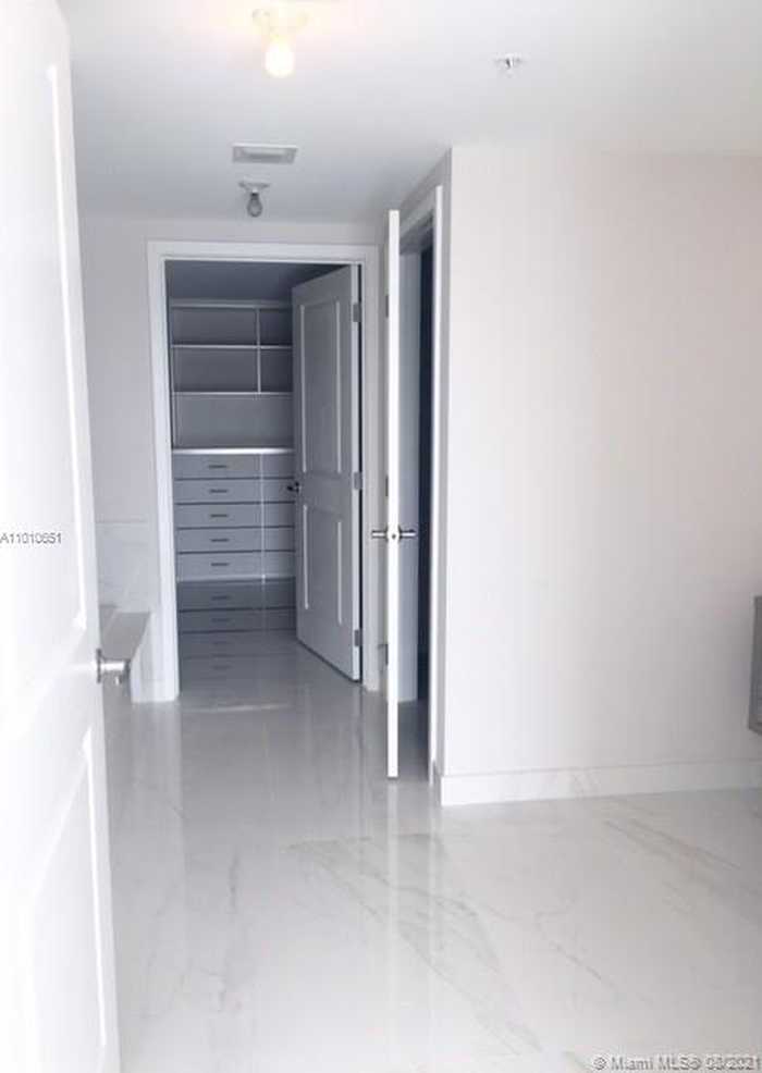 photo 24: 400 Sunny Isles Blvd Unit 1421, Sunny Isles Beach FL 33160