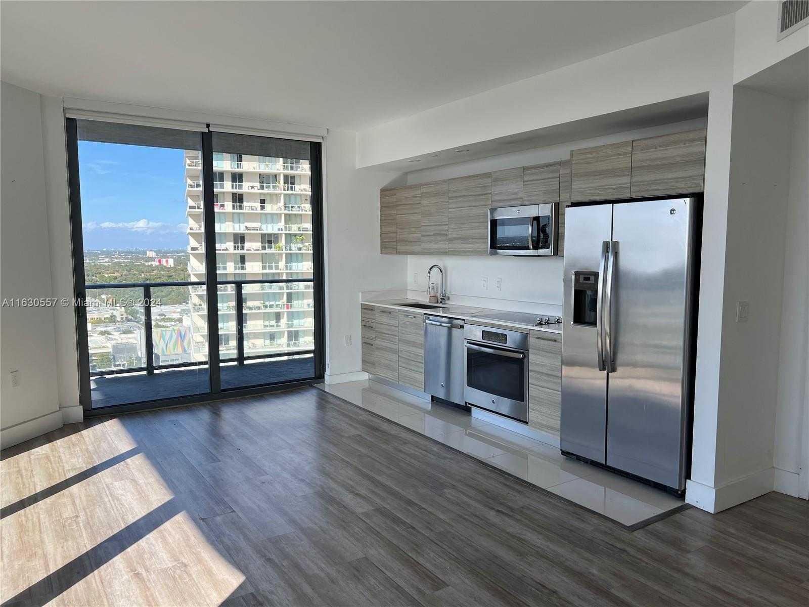 photo 3: 121 NE 34th St Unit 2316, Miami FL 33137