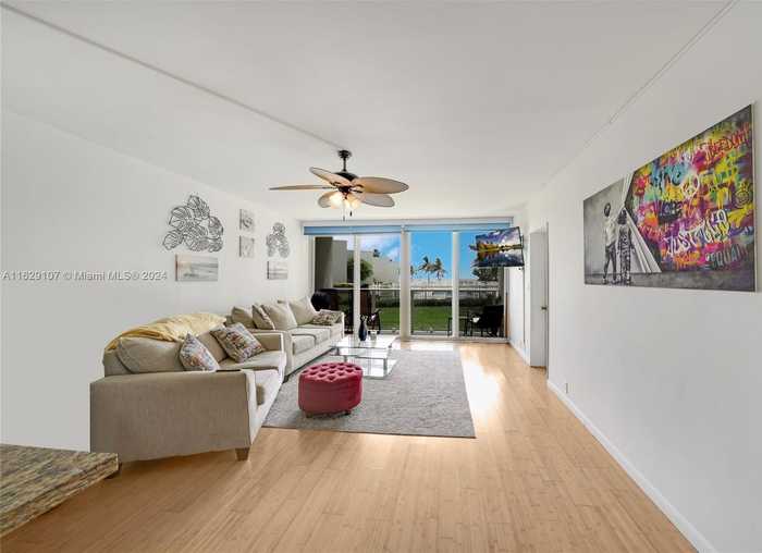 photo 2: 1200 N Fort Lauderdale Beach Blvd Unit 105, Fort Lauderdale FL 33304