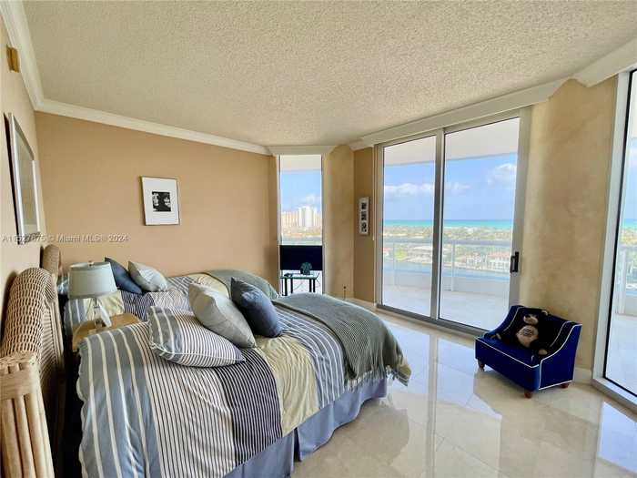 photo 35: 21050 Point Pl Unit 1204, Aventura FL 33180