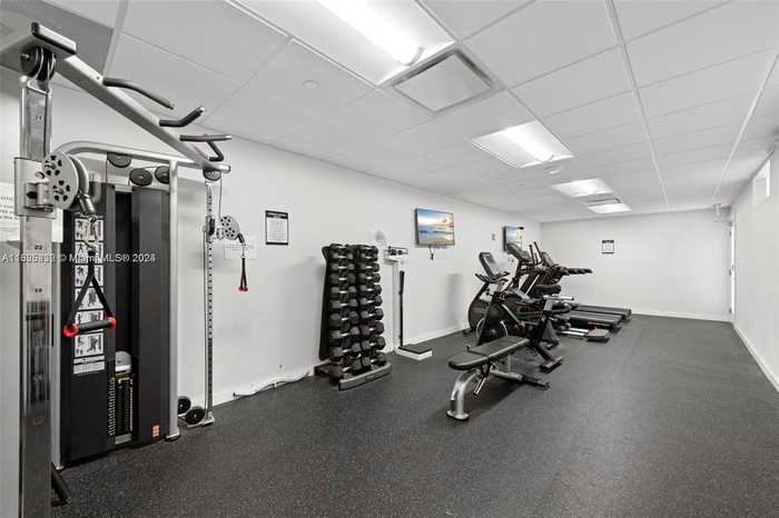 photo 28: 4301 Collins Ave Unit 1007, Miami Beach FL 33140