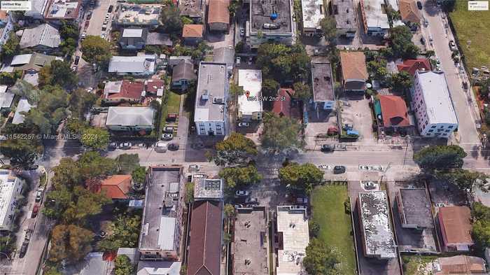 photo 12: 634 SW 2nd St, Miami FL 33130