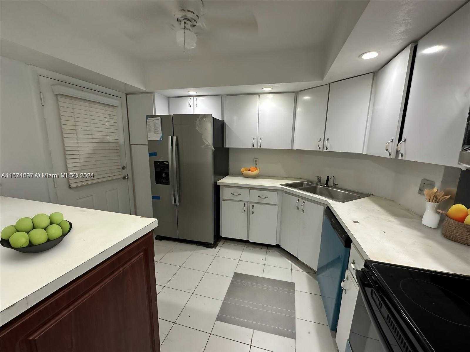 photo 2: 3280 Spanish Moss Ter Unit 213, Lauderhill FL 33319