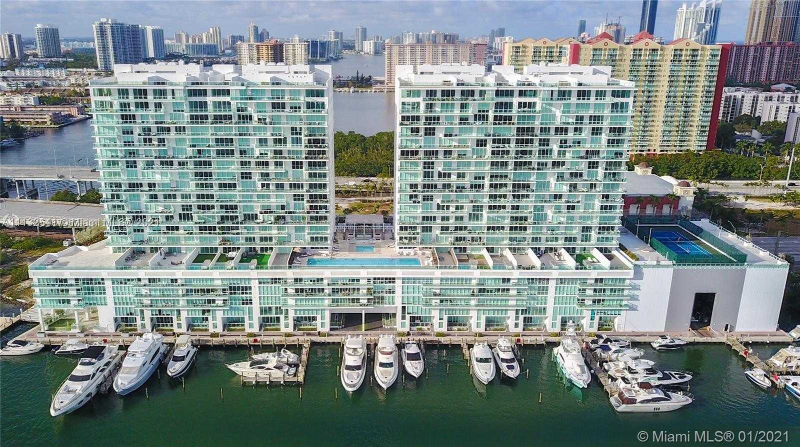 photo 1: 400 Sunny Isles Blvd, Sunny Isles Beach FL 33160