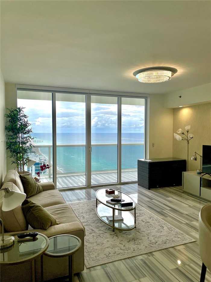 photo 2: 1830 S Ocean Dr Unit 3812, Hallandale Beach FL 33009