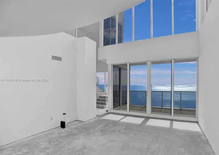 photo 2: 19111 Collins Ave Unit PH3404, Sunny Isles Beach FL 33160