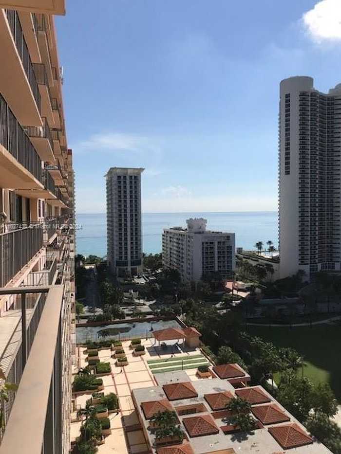 photo 40: 210 174th St Unit 1909, Sunny Isles Beach FL 33160