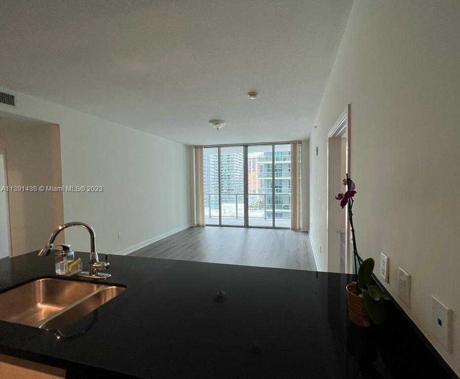 photo 2: 1111 SW 1st Ave Unit 2316-N, Miami FL 33130