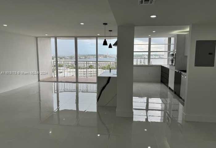 photo 2: 18021 Biscayne Blvd Unit 1404, Aventura FL 33160