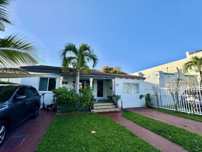 photo 1: 2140 SW 6th St, Miami FL 33135