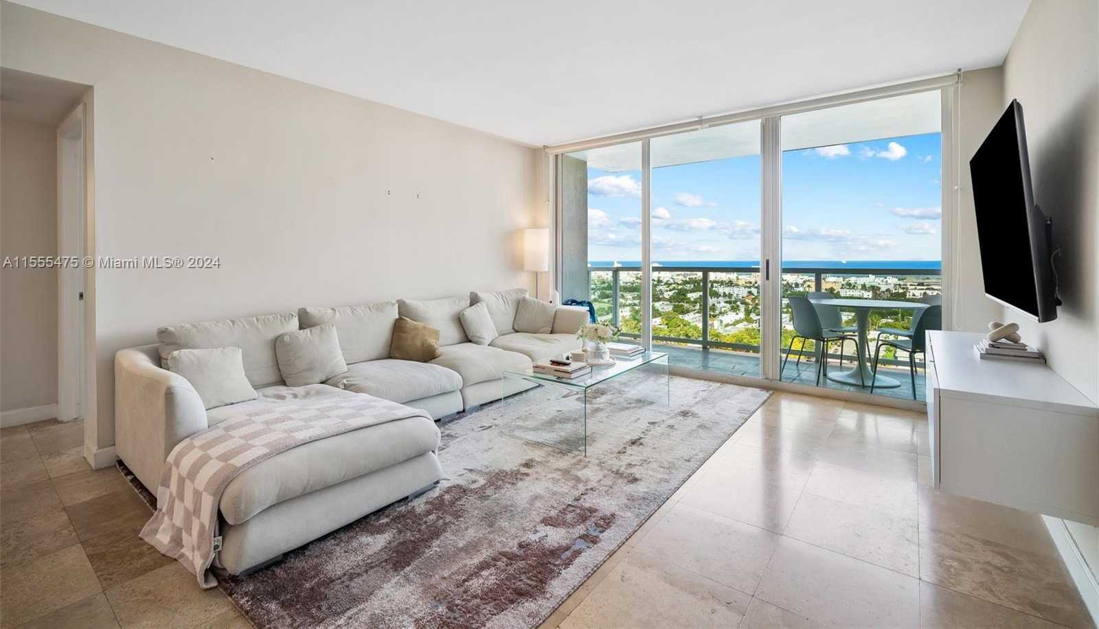 photo 3: 650 West Ave Unit 2104, Miami Beach FL 33139