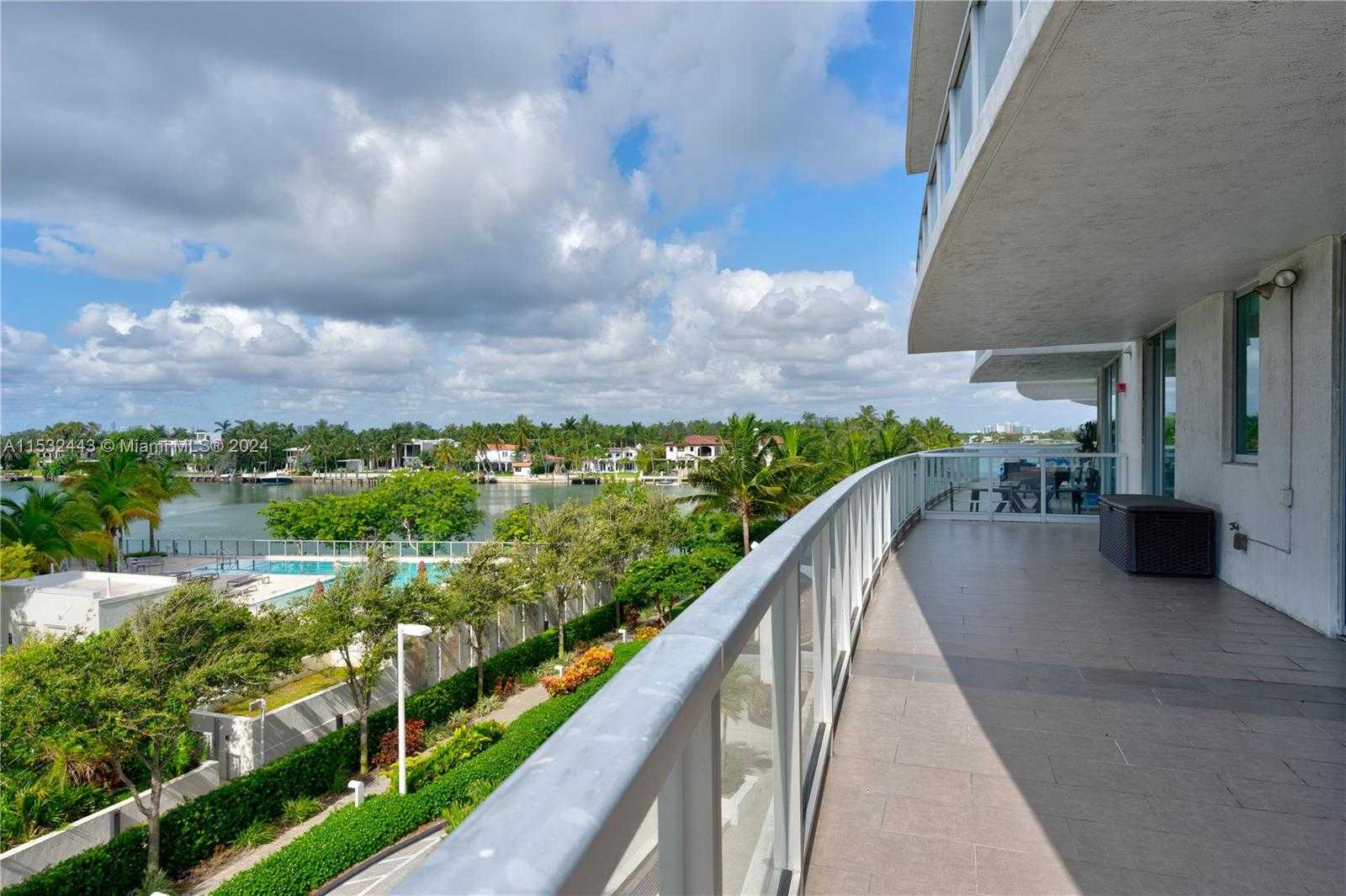 photo 1: 6700 Indian Creek Dr Unit 402, Miami Beach FL 33141