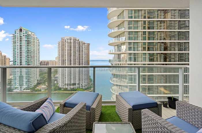 photo 15: 300 S Biscayne Blvd Unit T-2106, Miami FL 33131