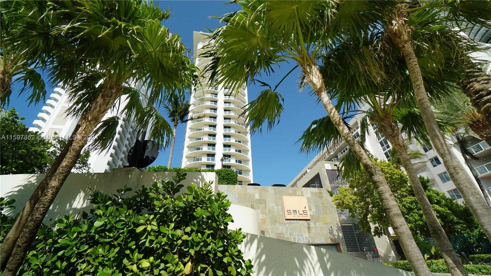 photo 2: 17315 Collins Ave Unit 602, Sunny Isles Beach FL 33160