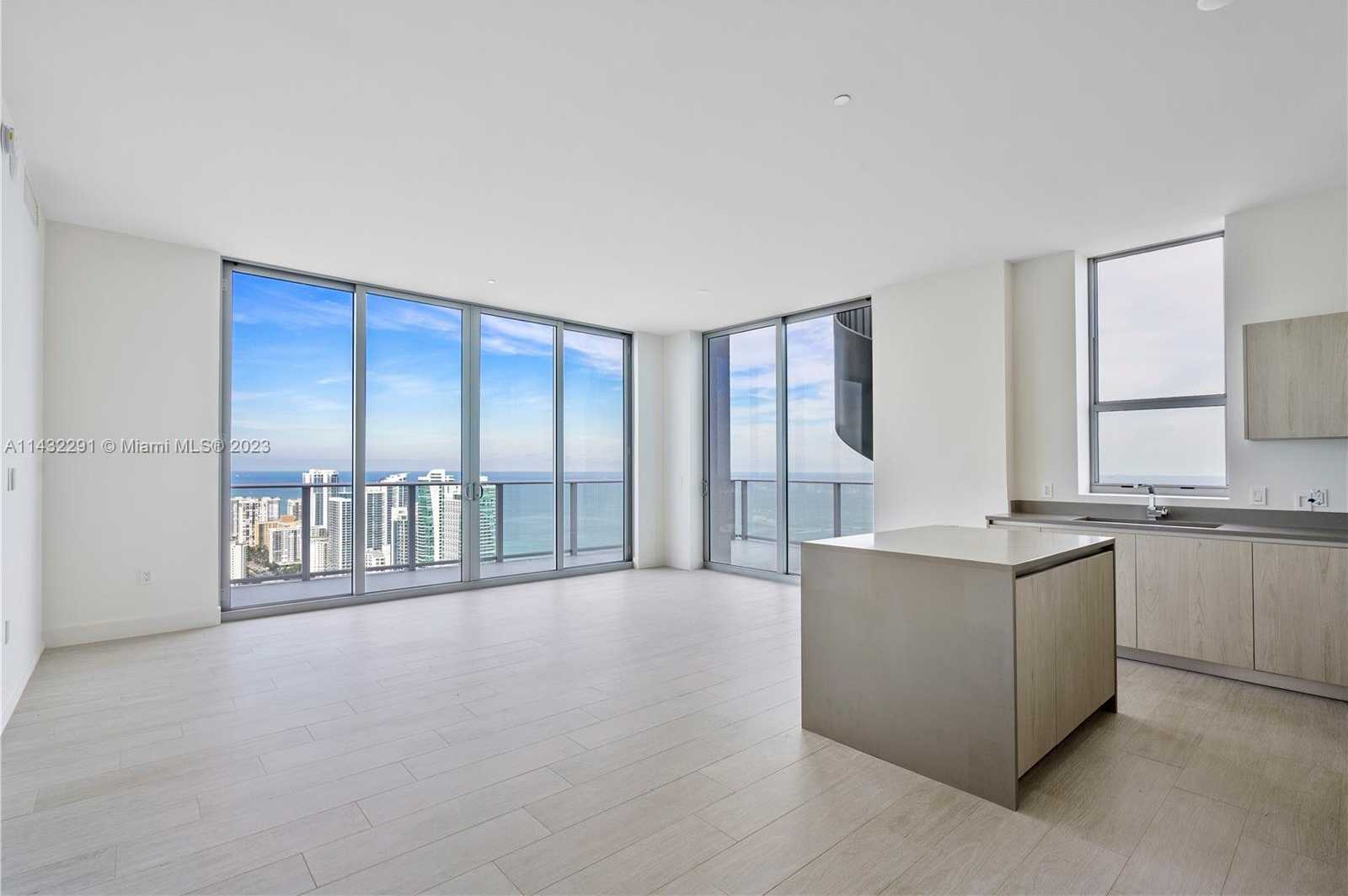 photo 2: 4010 S Ocean Dr Unit T4301//ROOFTOP PENTHOUSE, Hollywood FL 33019