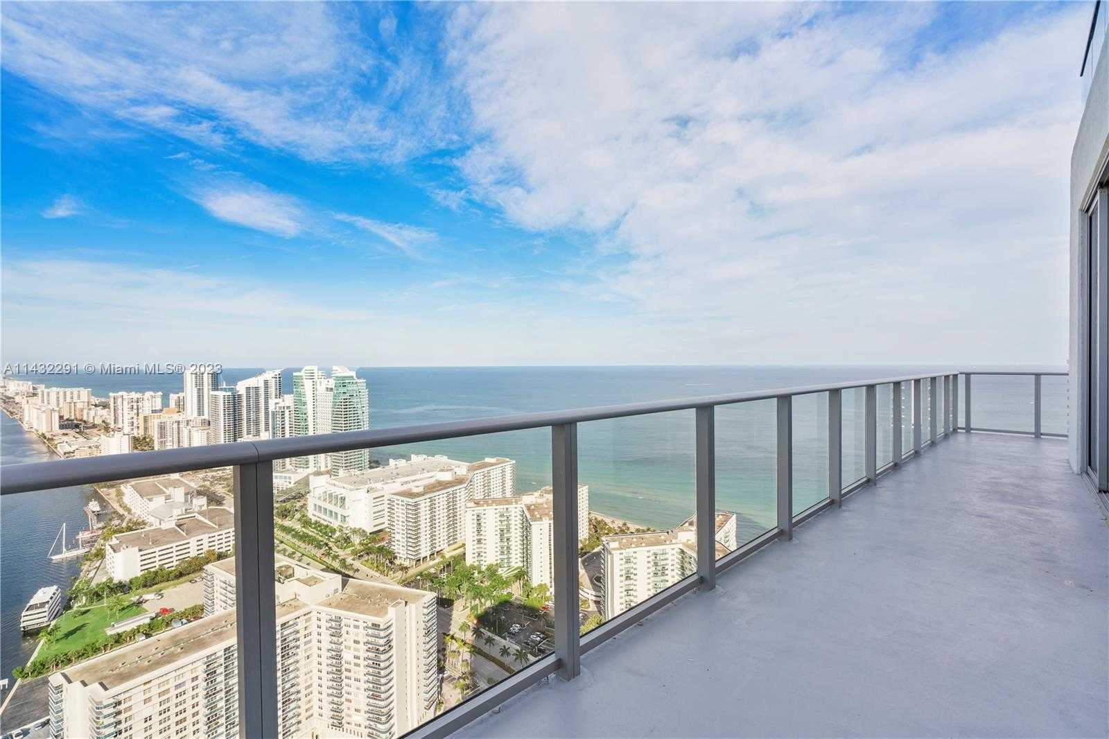 photo 3: 4010 S Ocean Dr Unit T4301//ROOFTOP PENTHOUSE, Hollywood FL 33019