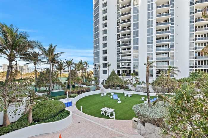 photo 30: 18001 Collins Ave Unit 511, Sunny Isles Beach FL 33160