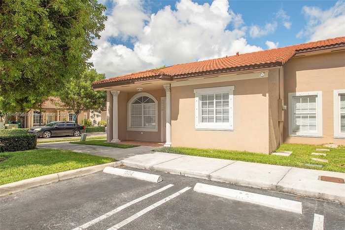 photo 2: 17152 SW 137th Ct Unit 17152, Miami FL 33177