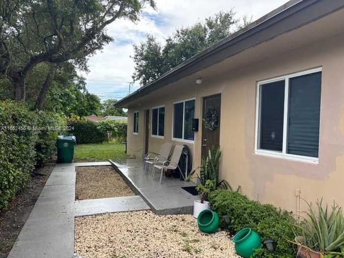 photo 2: 1460 NW 52nd St, Miami FL 33142