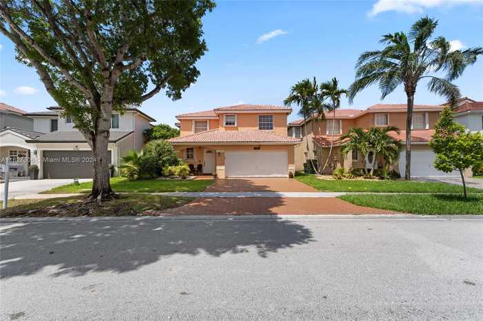 photo 1: 15271 SW 46th Ct, Miramar FL 33027