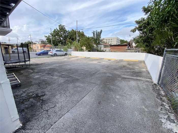 photo 13: 2027 SW 3rd St, Miami FL 33135