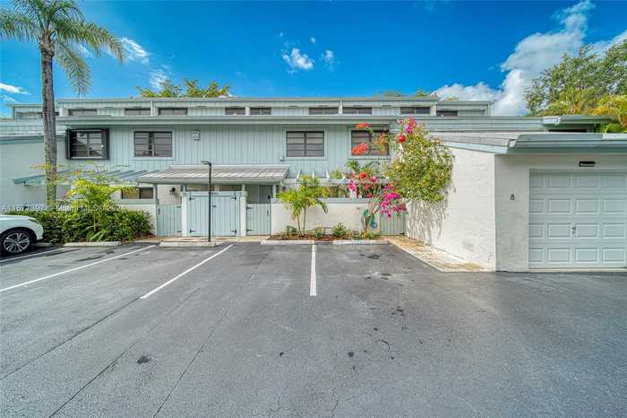 photo 1: 7890 SW 86th St Unit 9, Miami FL 33143