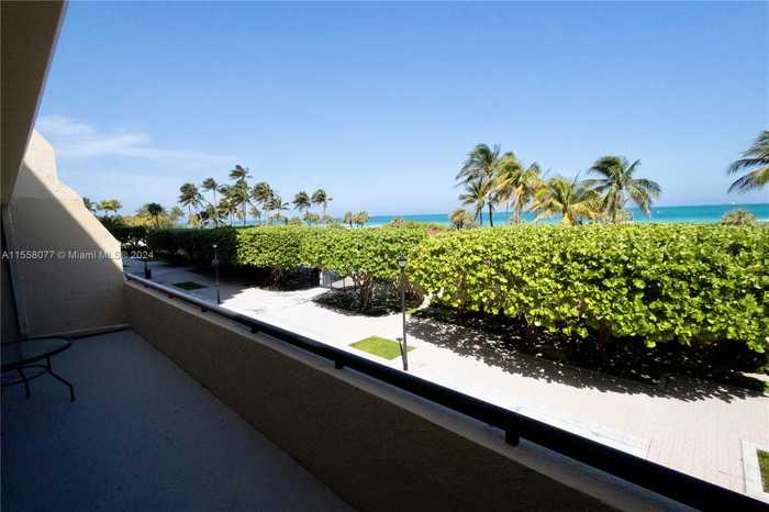 photo 1: 2555 Collins Ave Unit 308, Miami Beach FL 33140