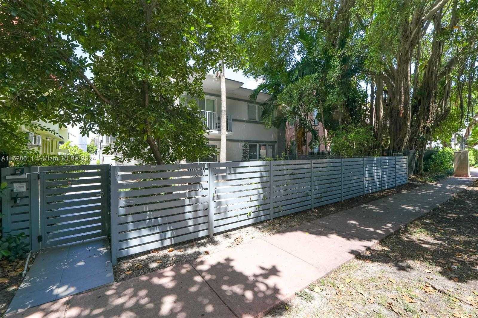 photo 2: 740 Meridian Ave Unit 12, Miami Beach FL 33139