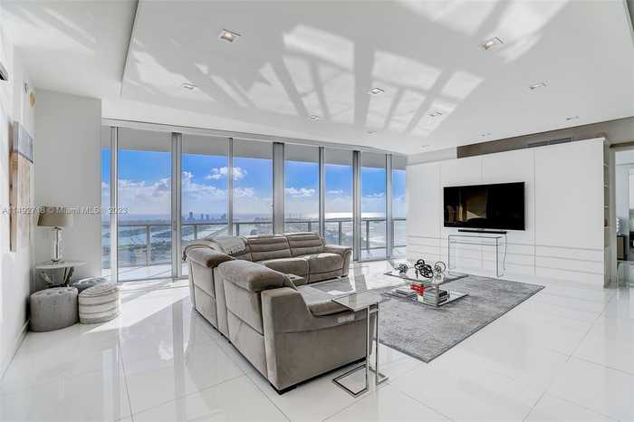 photo 1: 1100 Biscayne Blvd Unit 5603/5604, Miami FL 33132