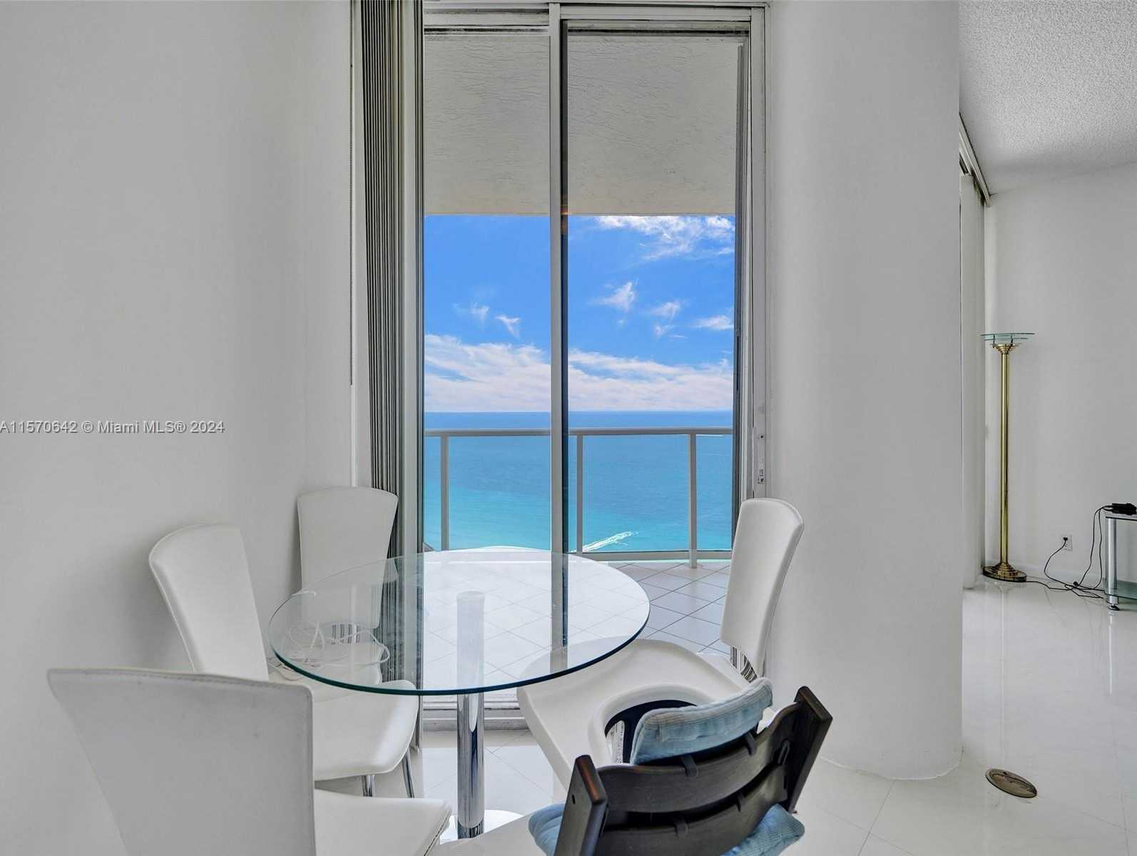 photo 1: 16485 Collins Ave Unit ph35, Sunny Isles Beach FL 33160