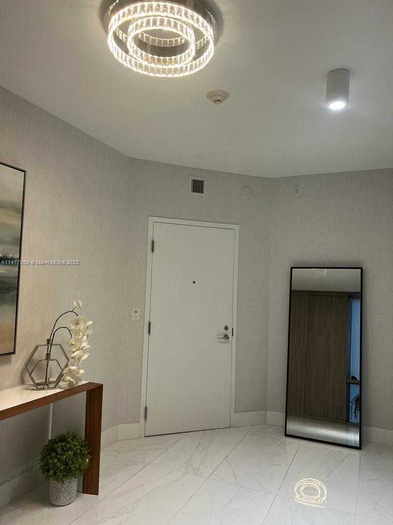 photo 3: 16385 Biscayne Blvd Unit 1415, North Miami Beach FL 33160