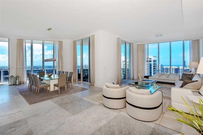 photo 1: 4100 Island Blvd Unit PH-3, Aventura FL 33160